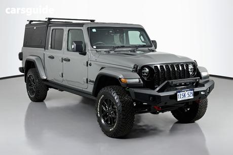 Grey 2022 Jeep Gladiator Dual Cab Utility Night Eagle (4X4)