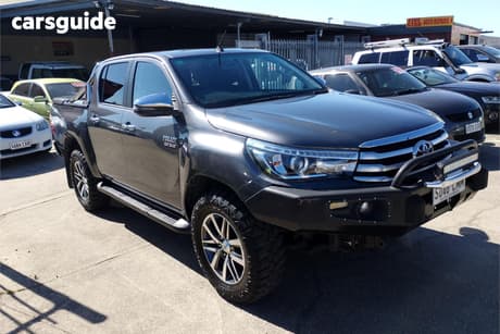 Grey 2018 Toyota Hilux Dual Cab Utility Sr5 (4X4)