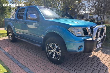 Blue 2009 Nissan Navara Dual Cab Pick-up Rx (4X2)
