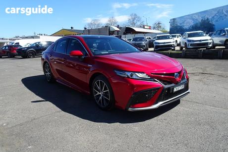 Red 2023 Toyota Camry Sedan Sl Hybrid