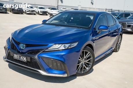 Blue 2022 Toyota Camry Sedan Sl Hybrid