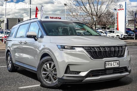 Silver 2022 Kia Carnival Wagon S