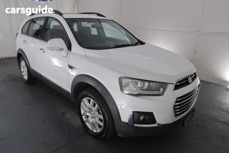 White 2017 Holden Captiva Wagon Active 7 Seater