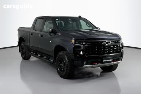 Black 2024 Chevrolet Silverado Crew Cab Pickup 1500 Zr2