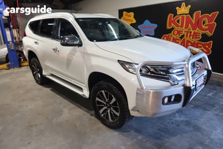 Silver 2018 Mitsubishi Pajero Sport Wagon Gls (4X4) 7 Seat