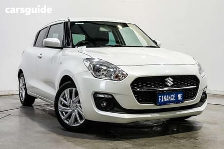 White 2023 Suzuki Swift Hatchback Gl Shadow