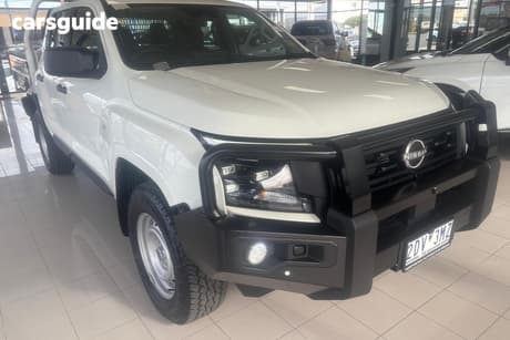 White 2025 Nissan Navara Dual Cab Pick-up Sl (4X4)