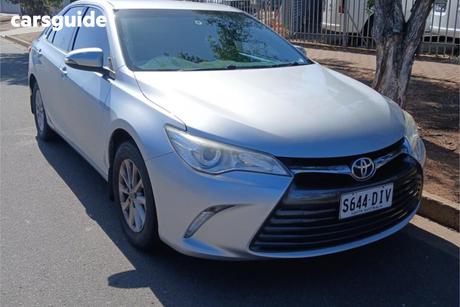 Silver 2017 Toyota Camry Sedan Altise