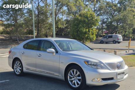 Silver 2007 Lexus LS Sedan LS600H I PACKAGE
