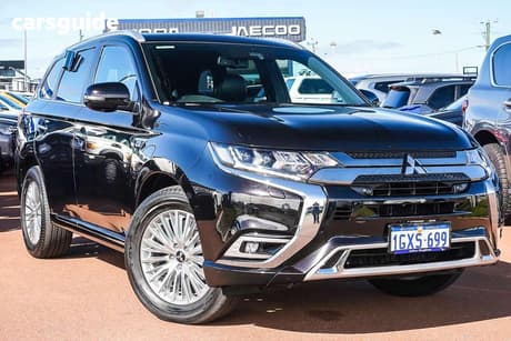 Black 2019 Mitsubishi Outlander Wagon Exceed (Hybrid)
