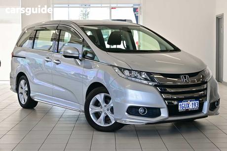 Silver 2019 Honda Odyssey Wagon Vti