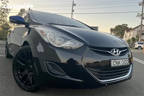 Black 2013 Hyundai Elantra Sedan Active