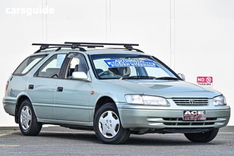Green 1999 Toyota Camry Wagon Cs-X