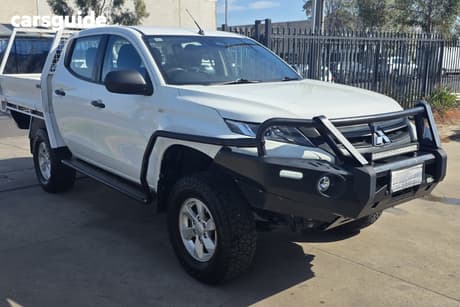 White 2022 Mitsubishi Triton Double Cab Pick Up Glx+ (4X4)