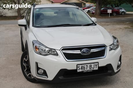 White 2016 Subaru XV Wagon 2.0I