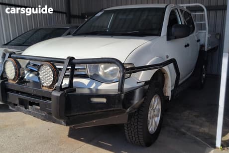 White 2013 Mitsubishi Triton Double Cab Utility Gl-R (4X4)