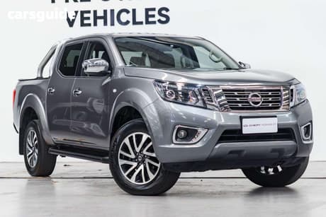 Grey 2020 Nissan Navara Dual Cab Pick-up St (4X2)