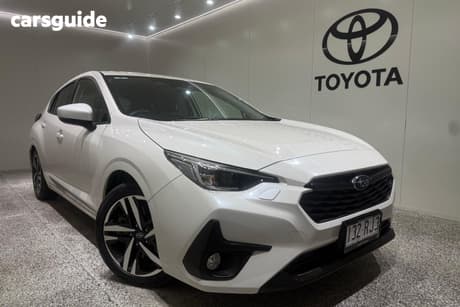 White 2024 Subaru Impreza Hatchback 2.0L (Awd)