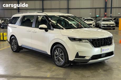 White 2022 Kia Carnival Wagon S