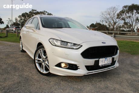 White 2017 Ford Mondeo Wagon Titanium Tdci