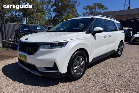 White 2021 Kia Carnival Wagon S