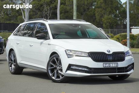White 2021 Skoda Superb Wagon Sportline (4X4)
