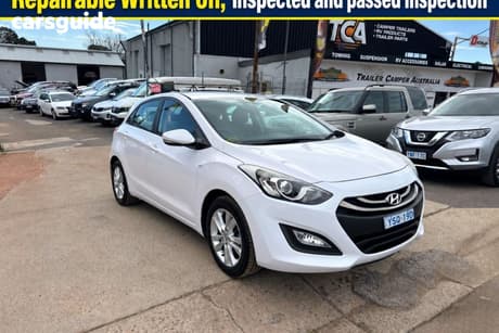 White 2014 Hyundai I30 Hatchback Trophy