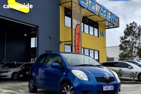 Blue 2006 Toyota Yaris Hatch YR