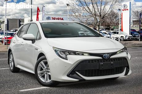 White 2020 Toyota Corolla Hatchback Ascent Sport (Hybrid)