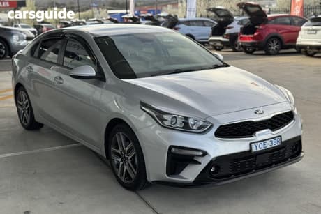 Silver 2019 Kia Cerato Sedan Sport+