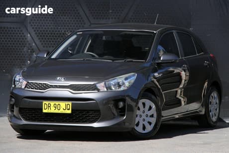Grey 2018 Kia RIO Hatchback S