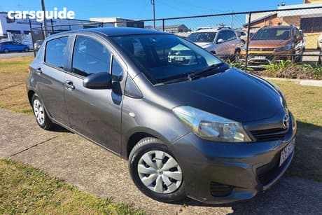 Grey 2012 Toyota Yaris Hatchback Yr