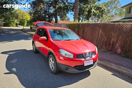 Red 2011 Nissan Dualis Wagon St (4X2)