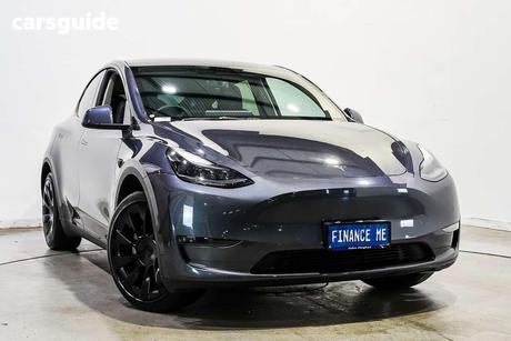 Grey 2024 Tesla Model Y Wagon Long Range