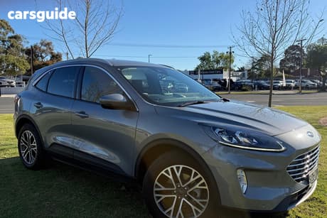 Silver 2022 Ford Escape Wagon (Fwd)