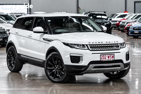 White 2016 Land Rover Range Rover Evoque SUV TD4 180 SE 4X4