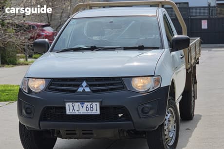 White 2013 Mitsubishi Triton Cab Chassis Gl