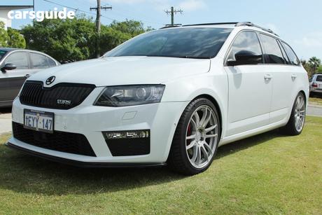 White 2016 Skoda Octavia Wagon Rs 162 Tsi