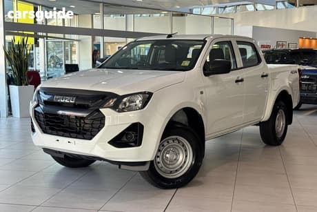 White 2025 Isuzu D-MAX Crew Cab Utility Sx (4X4)
