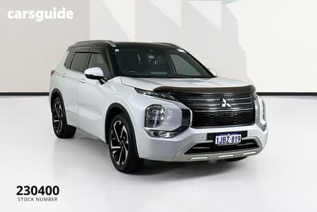 White 2023 Mitsubishi Outlander Wagon Exceed Tourer 7 Seat (Awd)
