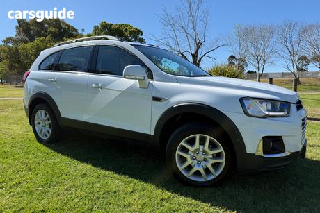 White 2018 Holden Captiva Wagon Active 7 Seater