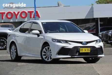 White 2021 Toyota Camry Sedan Ascent
