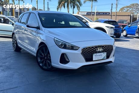 White 2017 Hyundai I30 Hatchback Sr