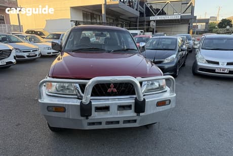 Red 2003 Mitsubishi Challenger SUV LS (4X4)