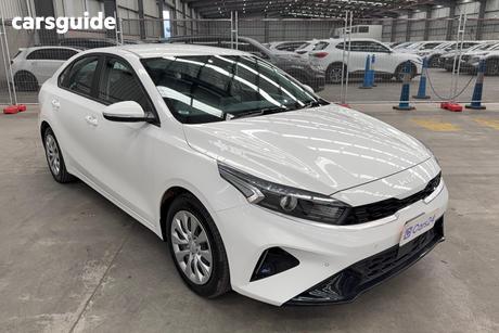White 2024 Kia Cerato Sedan S Safety Pack