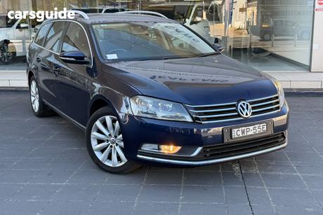 Blue 2014 Volkswagen Passat Wagon 118 Tsi