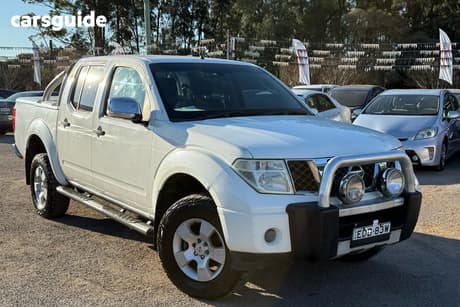 White 2007 Nissan Navara Dual Cab Pick-up St-X (4X4)