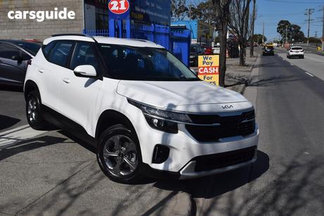 White 2023 Kia Seltos Wagon S (Fwd)
