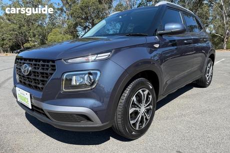 Blue 2018 Hyundai Venue SUV GO