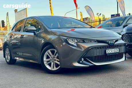 Bronze 2019 Toyota Corolla Hatchback Sx (Hybrid)